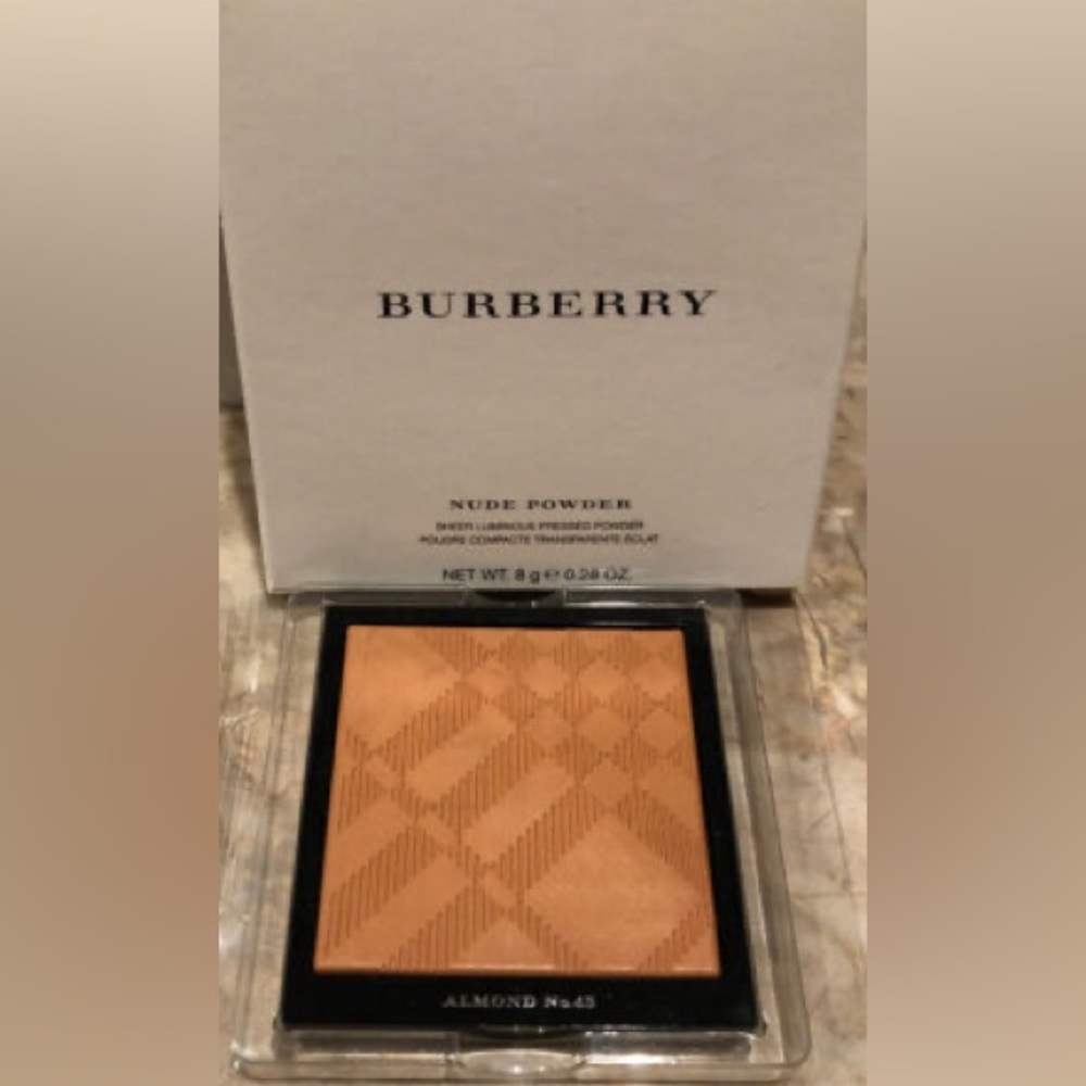 Burberry Nude Pressed Powder Sheer Luminous ALMOND #43